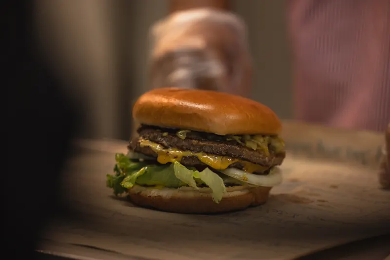 Blake’s Lotaburger: The burger